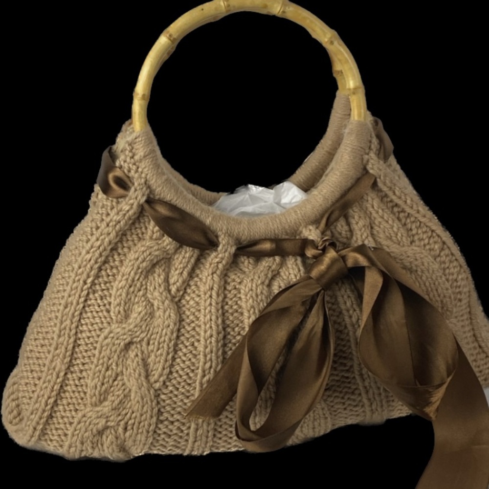 Sweater Purse. Super cute.